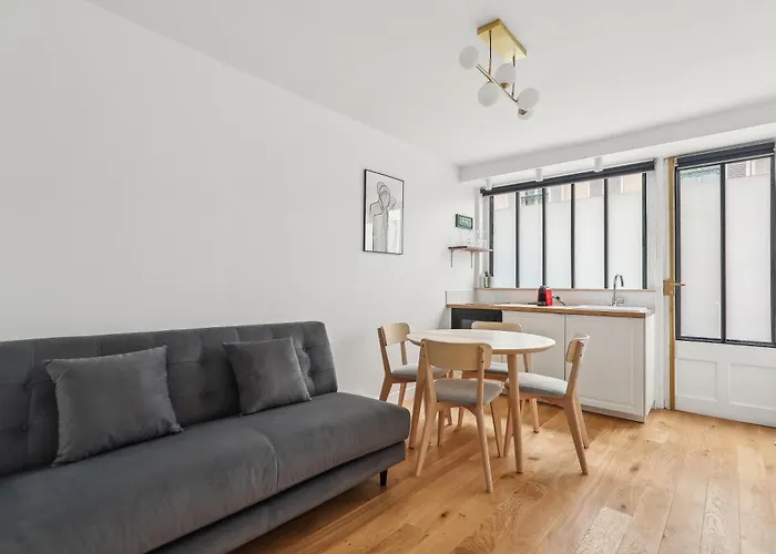 Cosy Stay In Typical Montmartre